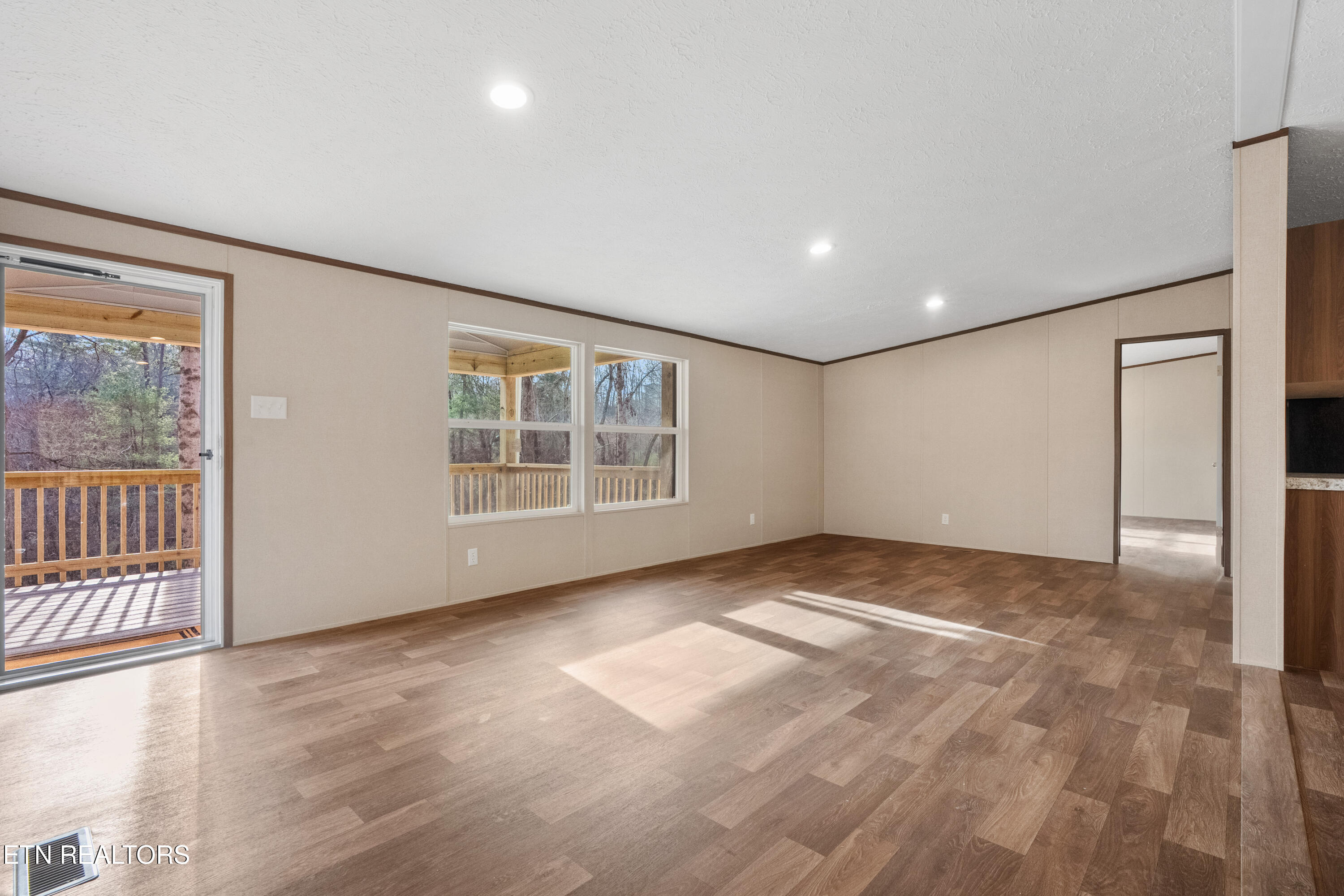 103 Baker Road Rockwood, TN 37854 - Photo 9 of 24 DSC02590