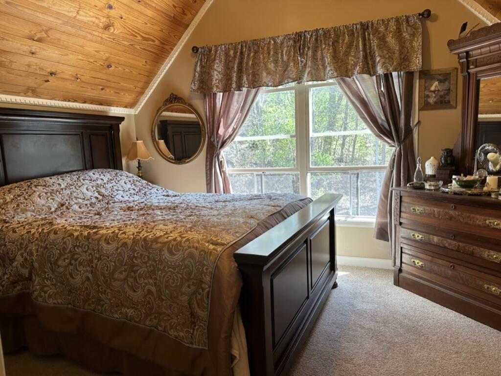 810 Howard Creek Road Winchester, KY 40391 - Photo 10 of 32 F03DDC60-D465-4070-9349-3904FD459EB5_1_1