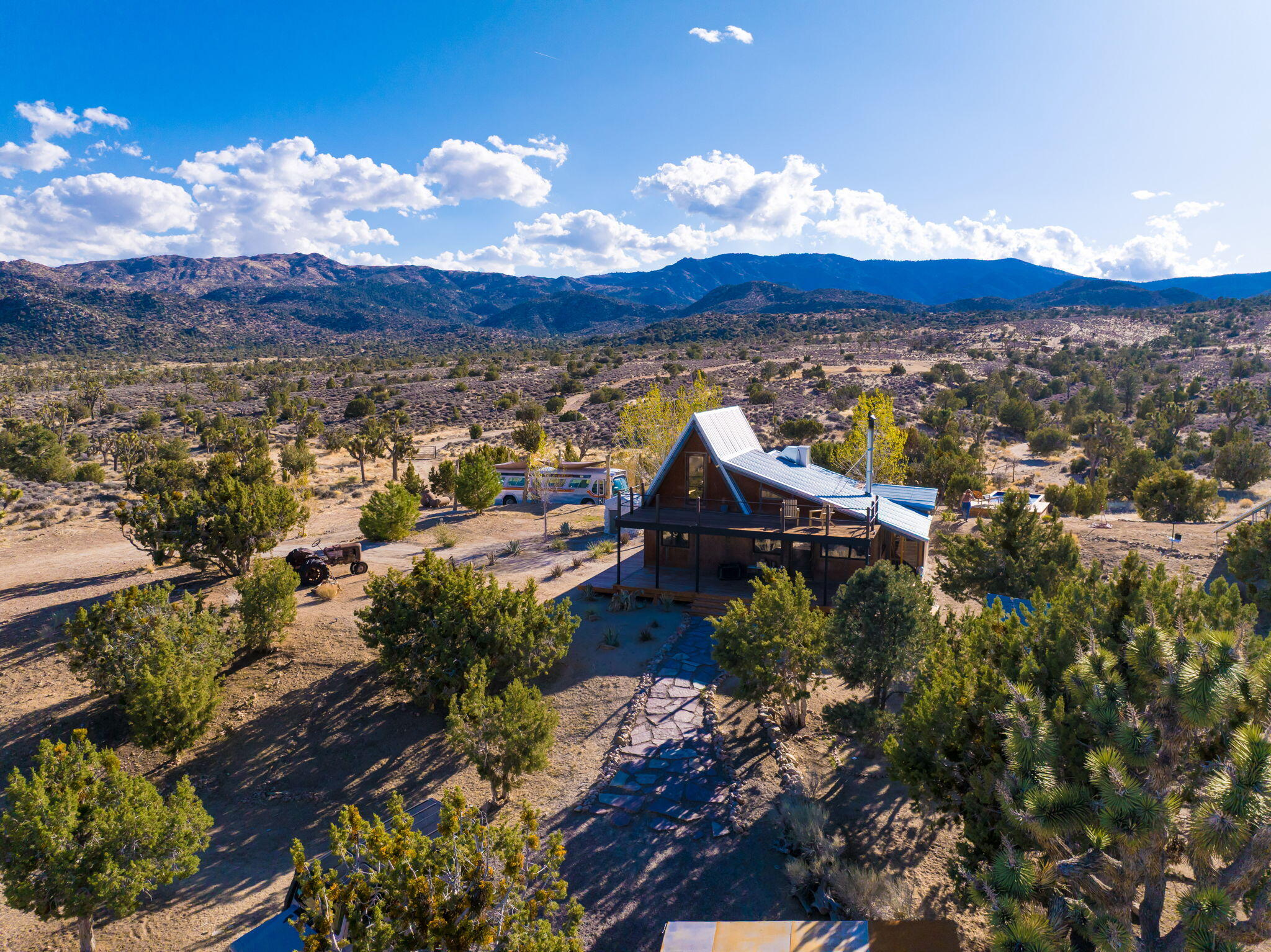 1102 Burlington Road Landers, CA 92285 - Photo 3 of 68 1102 Burlington Road, Pioneertown, CA