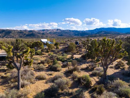 $990,000 | 1102 Burlington Road, Landers, CA 92285