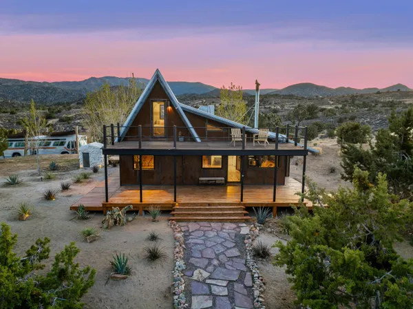 $990,000 | 1102 Burlington Road, Landers, CA 92285