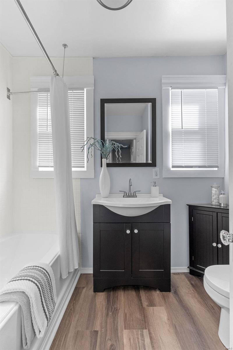 8303 Jackson Street St. Louis, MO 63114 - Photo 20 of 32