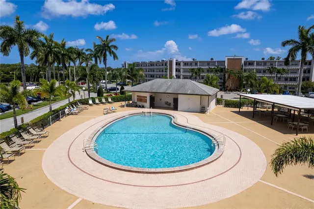$155,000 | 1052 Hythe A, Unit 1052, Boca Raton, FL 33434
