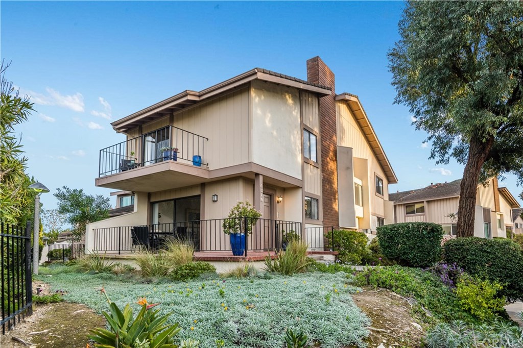 6319 Ridgepath Court Rancho Palos Verdes, CA 90275 - Photo 1 of 1 Gallery Image 1