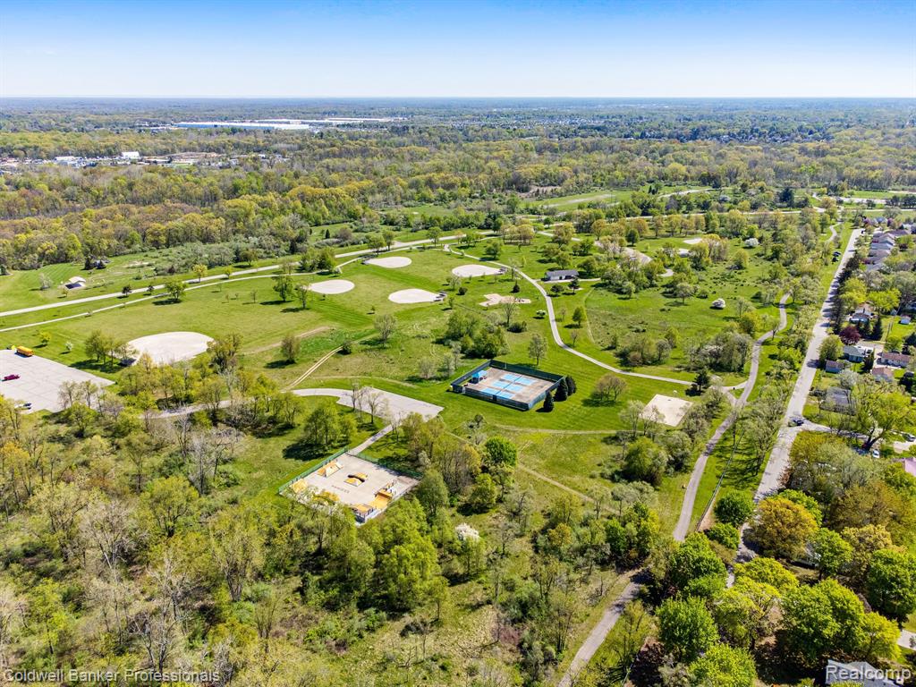47760 Frederick Road Utica, MI 48317 - Photo 33 of 39