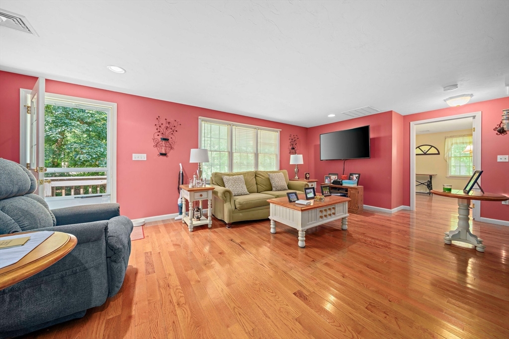67 Tilden Road Marshfield, MA 02050 - Photo 7 of 29 Gallery Image 7