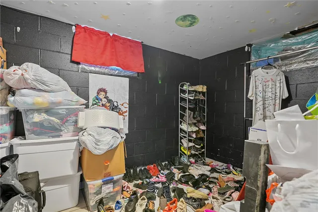 $420,000 | 44 Winthrop Avenue, Providence, RI 02908