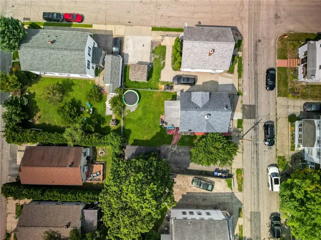 $420,000 | 44 Winthrop Avenue, Providence, RI 02908