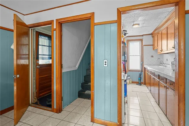 $420,000 | 44 Winthrop Avenue, Providence, RI 02908