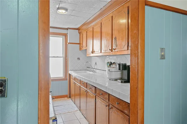 $420,000 | 44 Winthrop Avenue, Providence, RI 02908