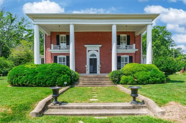 front view of house with a yard