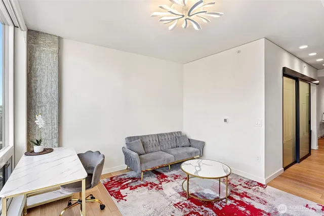 $474,000 | 450 South Main Street, Unit 1005, Seattle, WA 98104