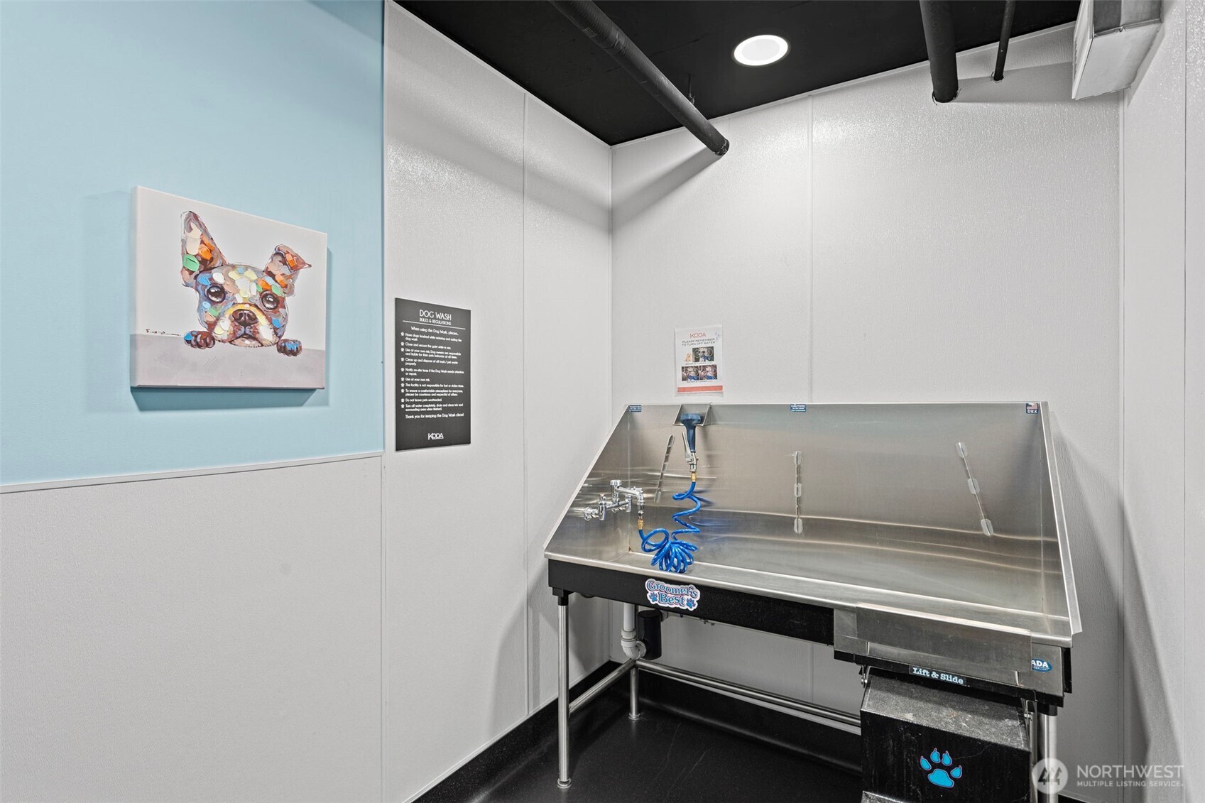 450 South Main Street, Unit 1005 Seattle, WA 98104 - Photo 8 of 33 a view of workspace