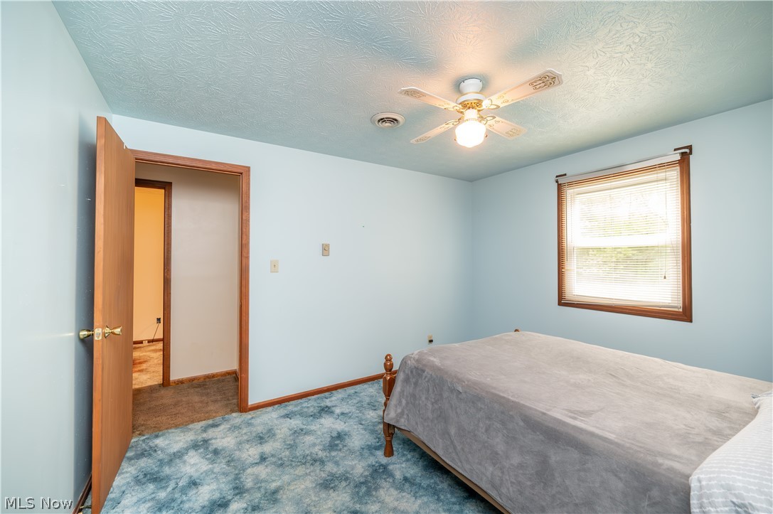 1041 Prentice Road Northwest Warren, OH 44481 - Photo 26 of 50 Bed #3