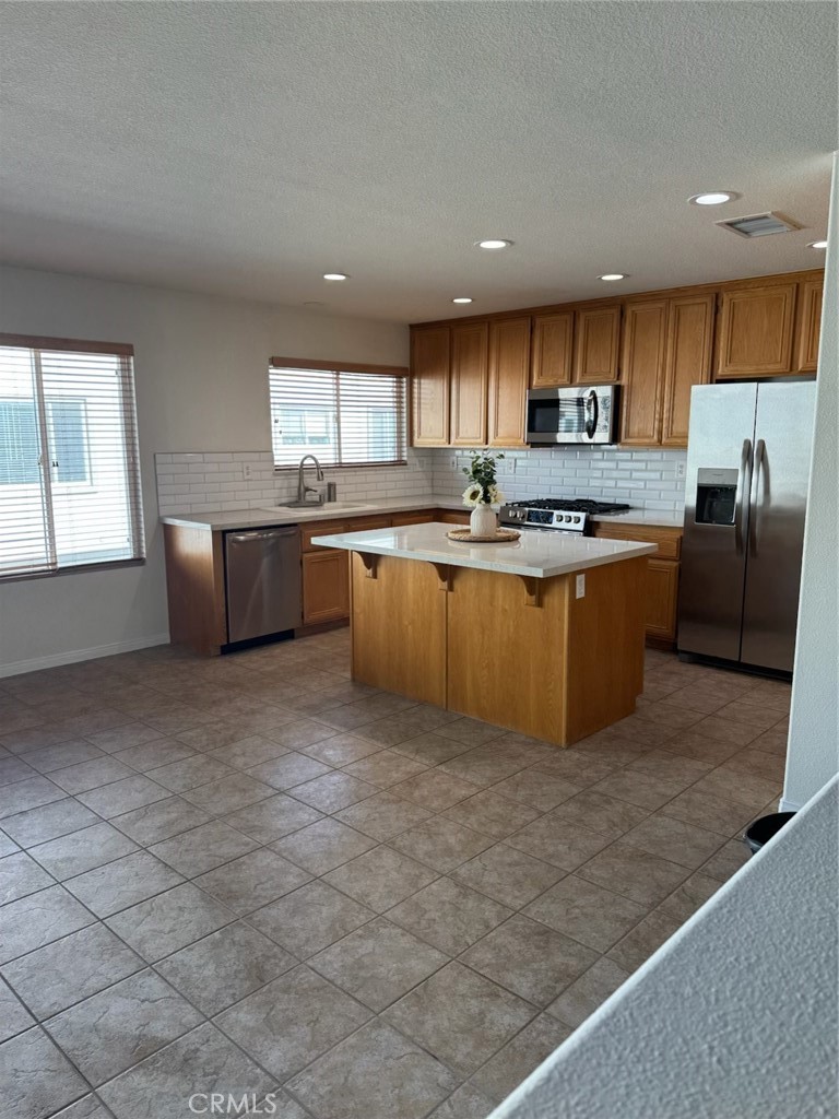 25709 Holiday Circle, Unit A Stevenson Ranch, CA 91381 - Photo 2 of 7