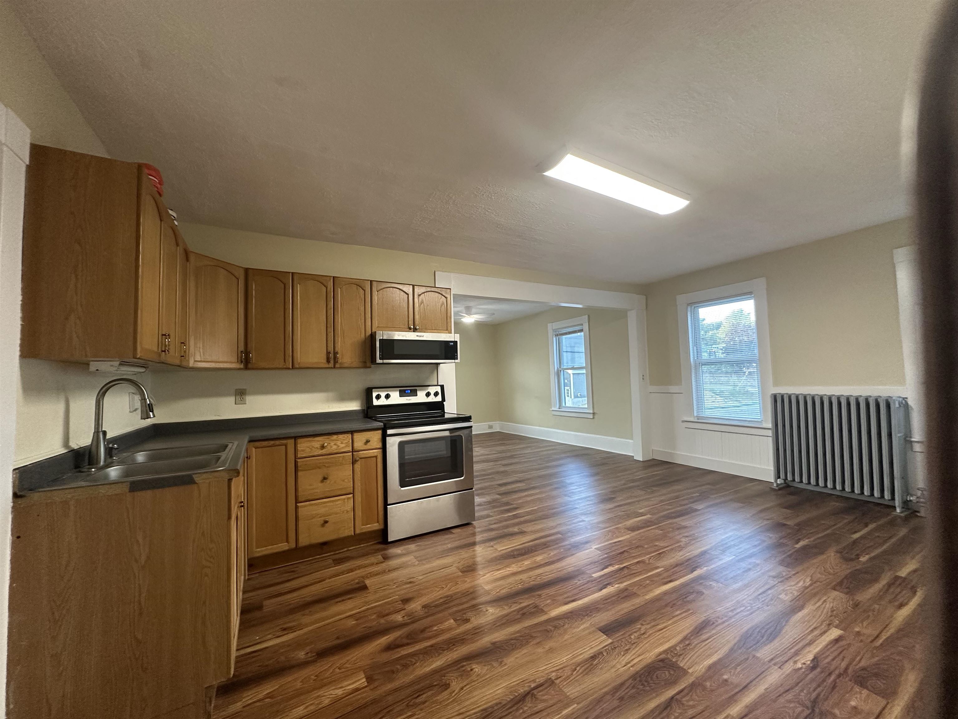 34 Maple Street, Unit 2 Derry, NH 03038 - Photo 1 of 19