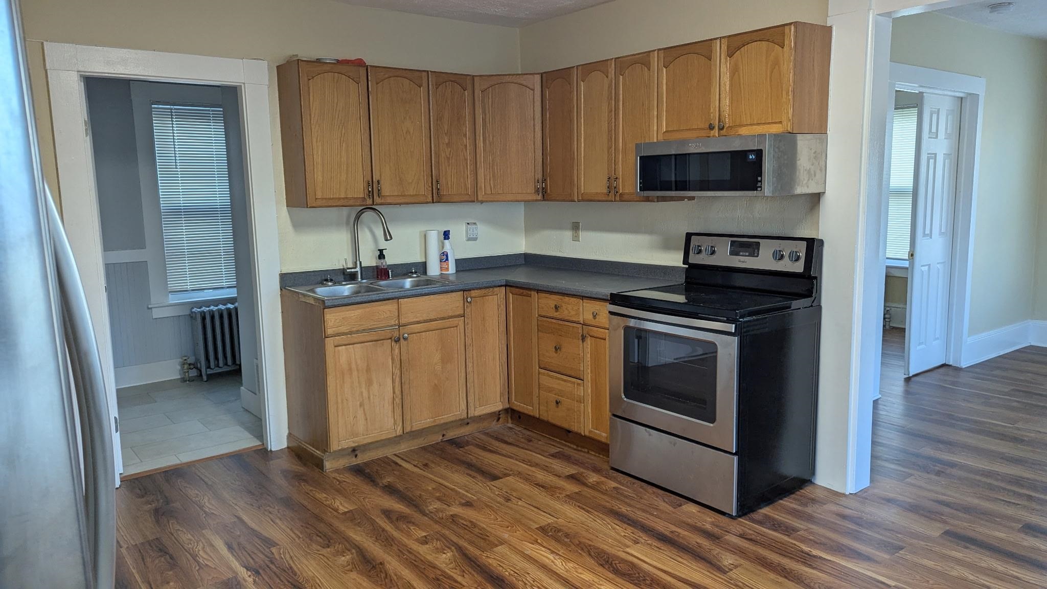 34 Maple Street, Unit 2 Derry, NH 03038 - Photo 6 of 19