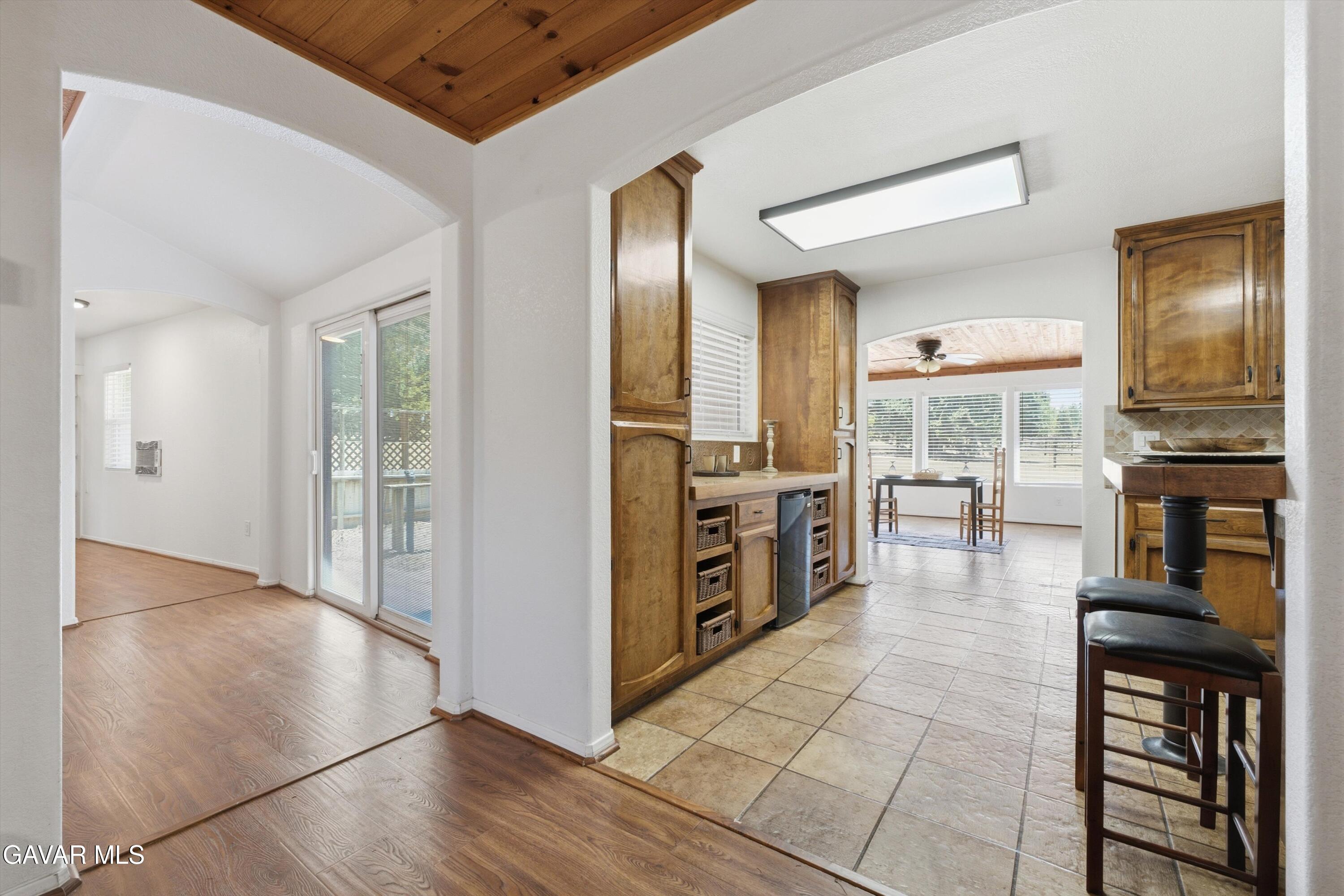 26720 Sutter Court Tehachapi, CA 93561 - Photo 7 of 36 06-JYP09608