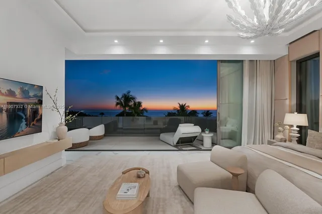$40,000,000 | 7845 Atlantic Way, Miami Beach, FL 33141