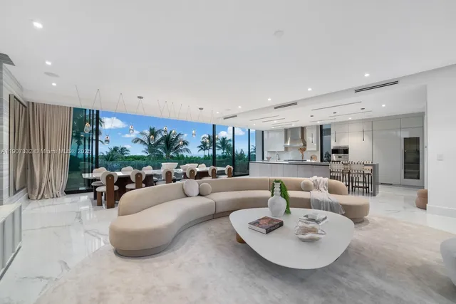 $40,000,000 | 7845 Atlantic Way, Miami Beach, FL 33141