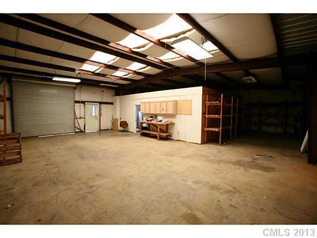 6441 Stirewalt Road Kannapolis, NC 28081 - Photo 16 of 16 a view of a big room with closet
