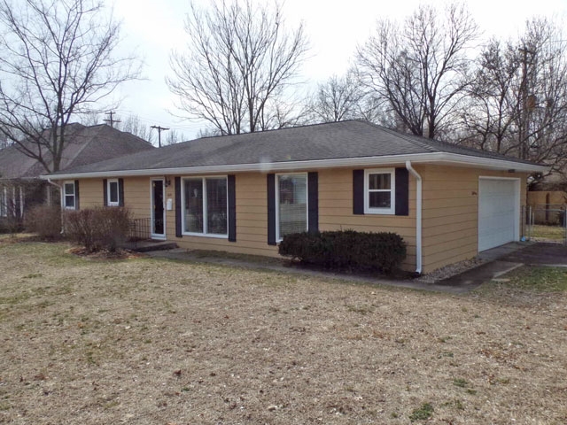 1619 Audubon Road Vincennes, IN 47591 - Photo 1 of 12 Gallery Image 1