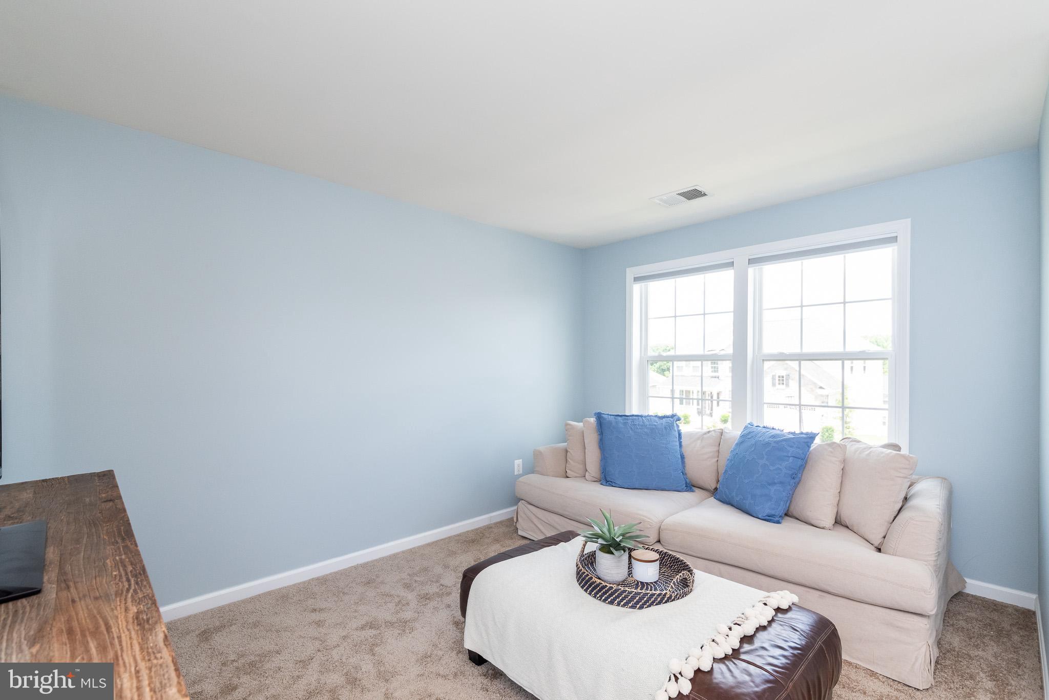276 Henderson Road Bel Air, MD 21014 - Photo 39 of 73 Master bedroom sitting room