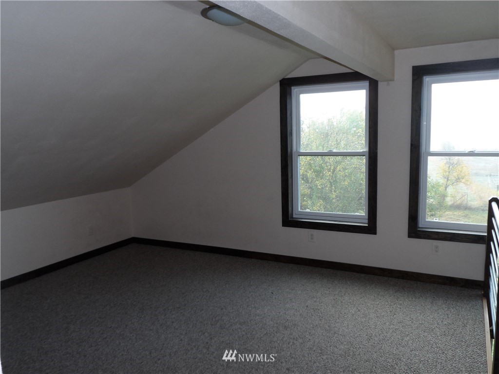 1202 Salzer Valley Road Centralia, WA 98531 - Photo 8 of 18 Gallery Image 8