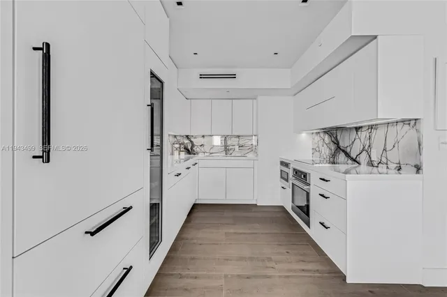 $1,700,000 | 1330 West Avenue, Unit 2708, Miami Beach, FL 33139