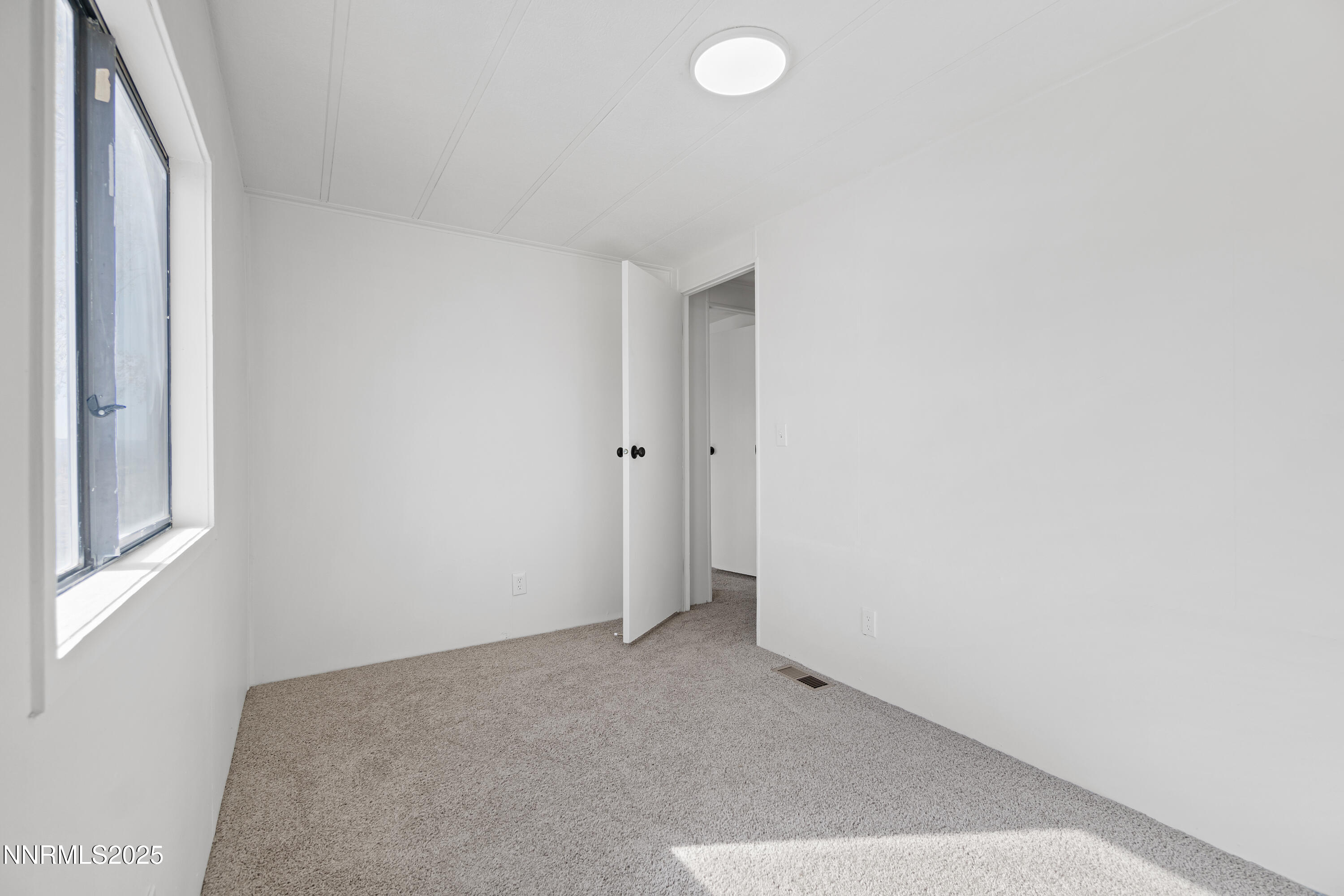 4915 Cheyenne Trail Stagecoach, NV 89429 - Photo 18 of 26 a view of room