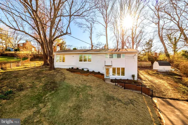 $775,000 | 5512 Fiske Place, Alexandria, VA 22312