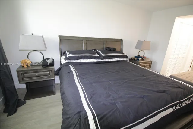 $2,800 | 3002 Northeast 5th Terrace, Unit 210B, Wilton Manors, FL 33334