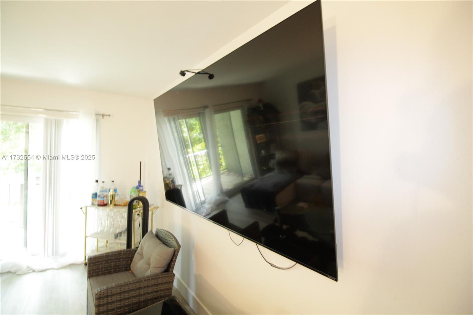 3002 Northeast 5th Terrace, Unit 210B Wilton Manors, FL 33334 - Photo 17 of 22