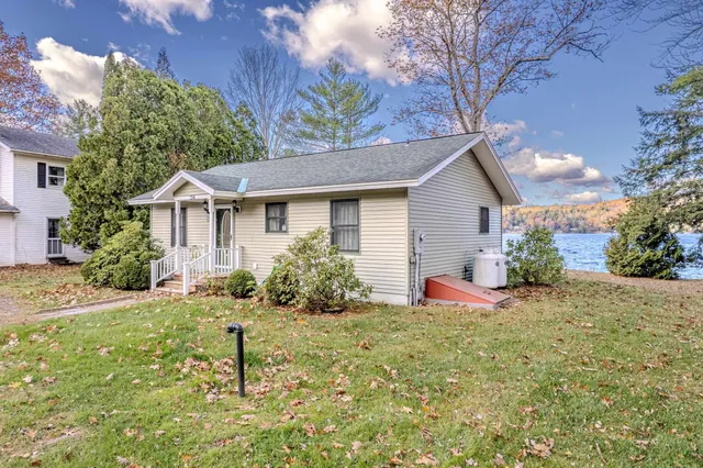 $725,000 | 136 Cones Point Road, Poultney, VT 05764