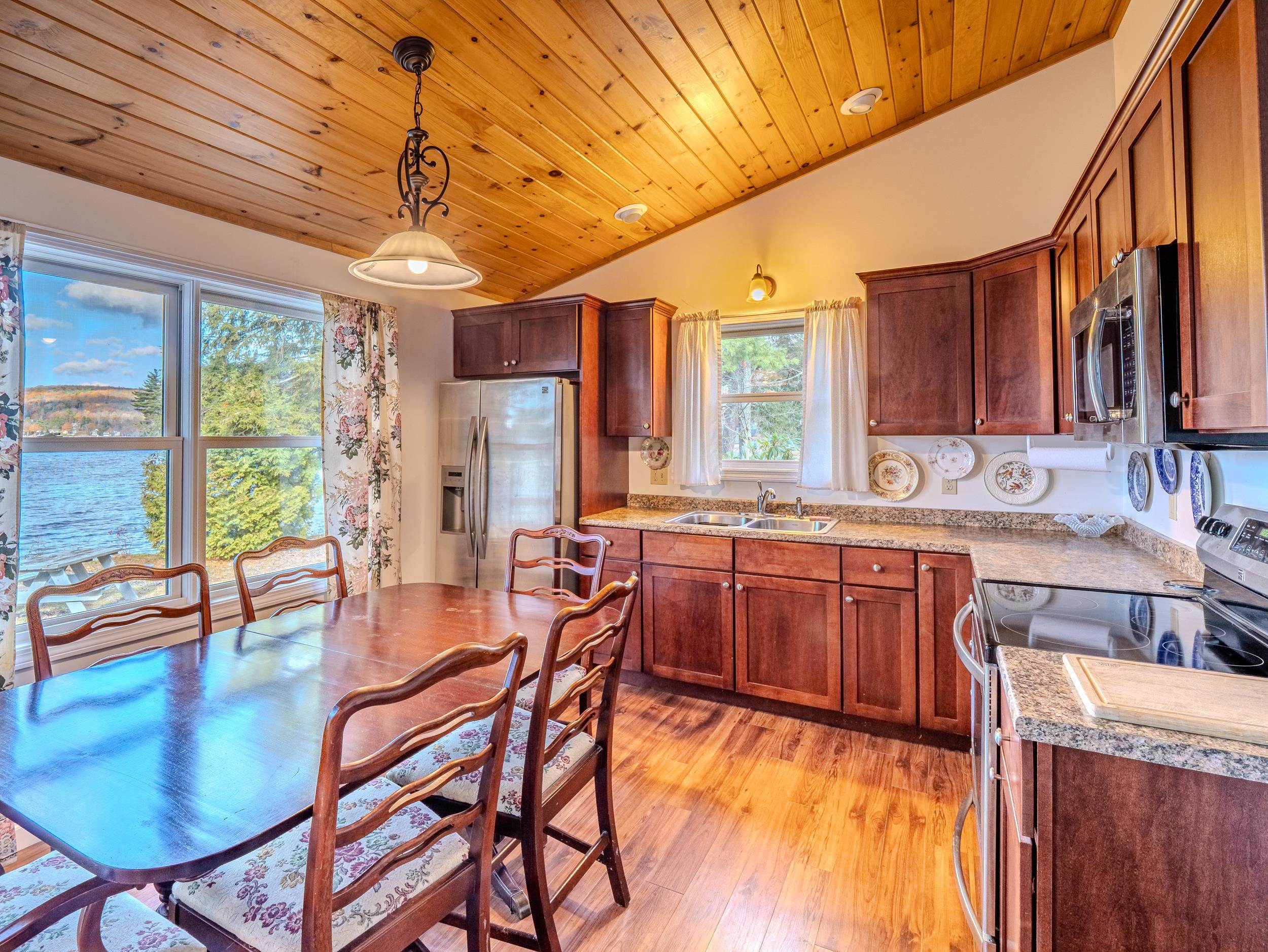 136 Cones Point Road Poultney, VT 05764 - Photo 21 of 35