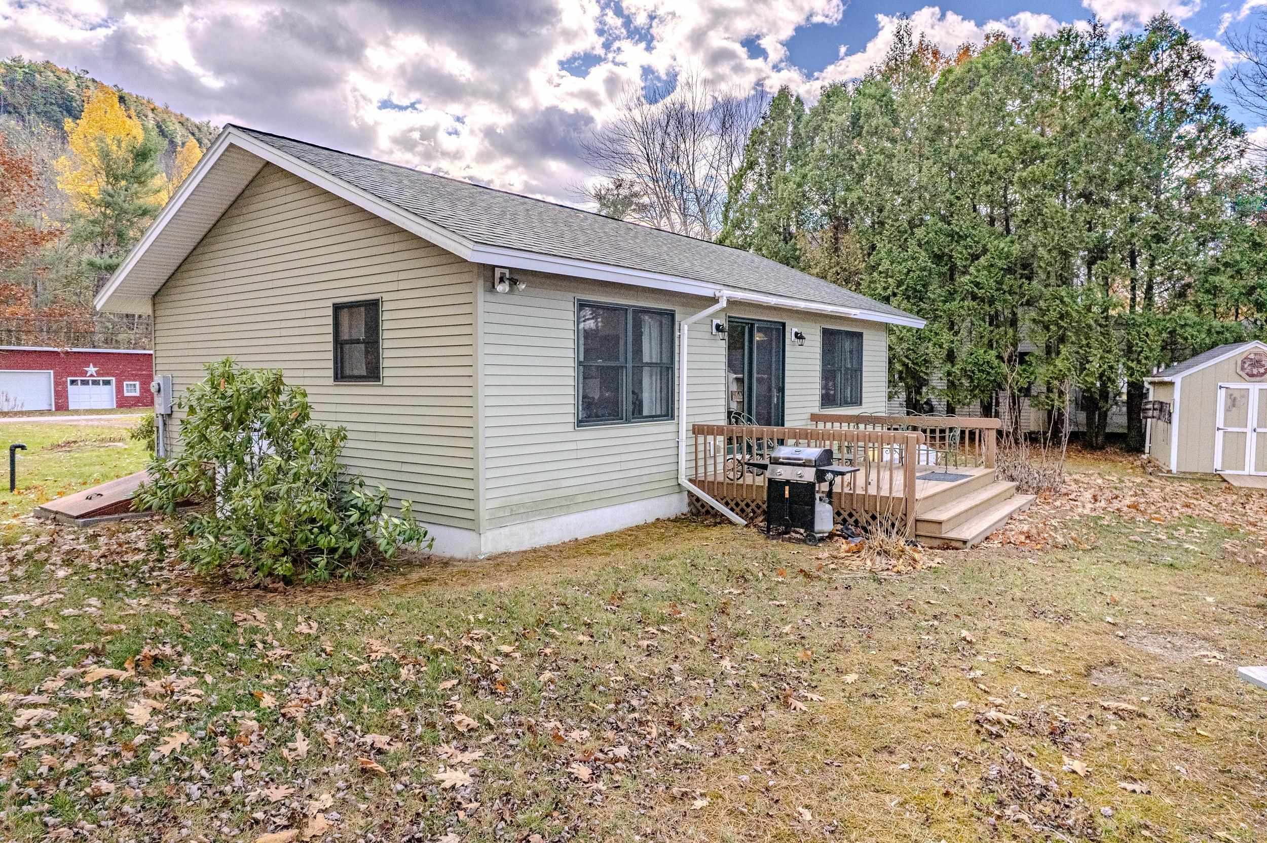 136 Cones Point Road Poultney, VT 05764 - Photo 7 of 35