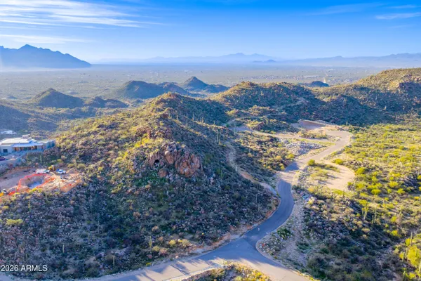 $550,000 | 14180 North Moon Gaze Drive, Unit 9, Marana, AZ 85658