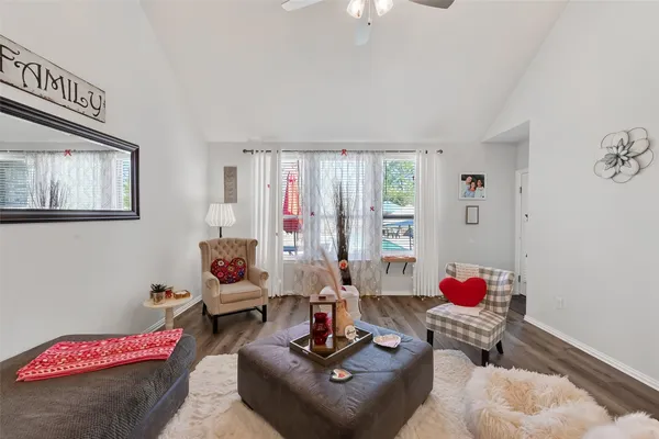 $3,000 | 15006 Eves Necklace Court, Cypress, TX 77433