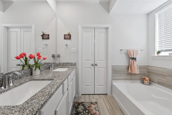 $3,000 | 15006 Eves Necklace Court, Cypress, TX 77433