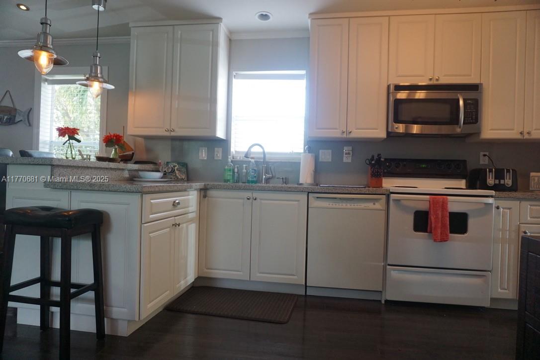 11 Old State Road Key Largo, FL 33037 - Photo 23 of 100