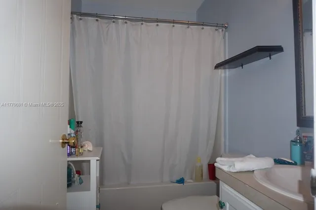 $425,000 | 11 Old State Road, Key Largo, FL 33037