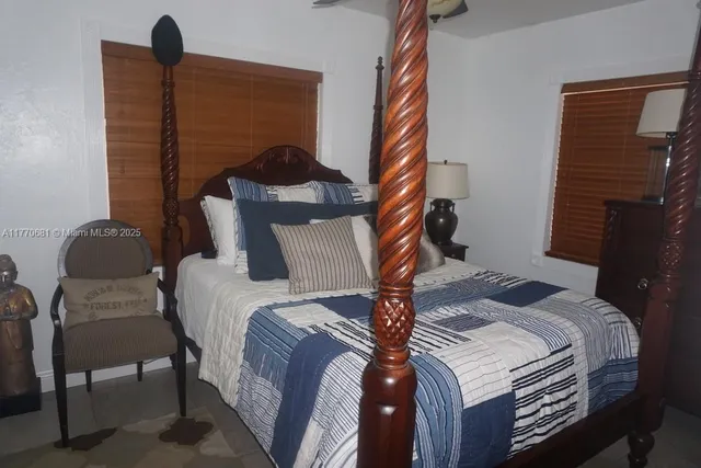 $425,000 | 11 Old State Road, Key Largo, FL 33037