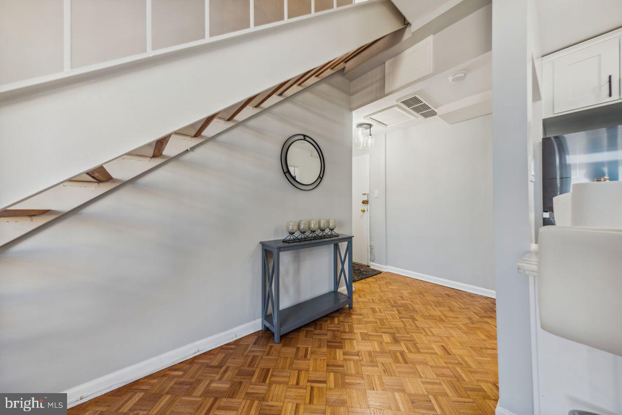 1851 Columbia Road Northwest, Unit 400 Washington, DC 20009 - Photo 4 of 36