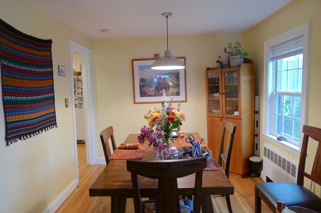 40-42 Hatfield Road Newton, MA 02465 - Photo 7 of 26