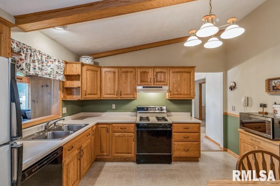1145 Mark Street Colona, IL 61241 - Photo 6 of 15 Gallery Image 6