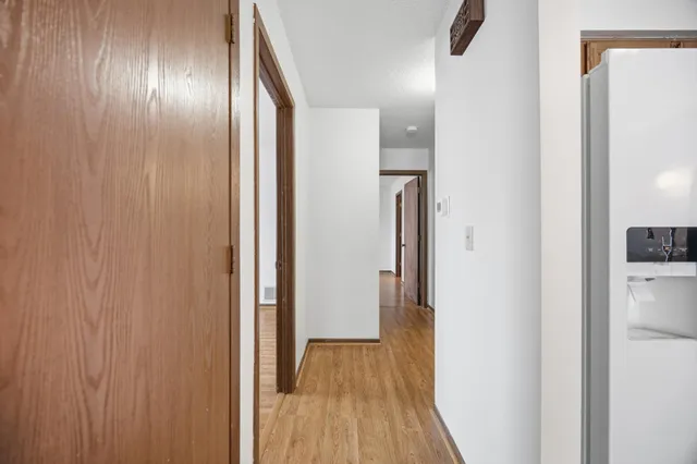 $278,000 | 4613 1/2 Penkwe Way, Eagan, MN 55122