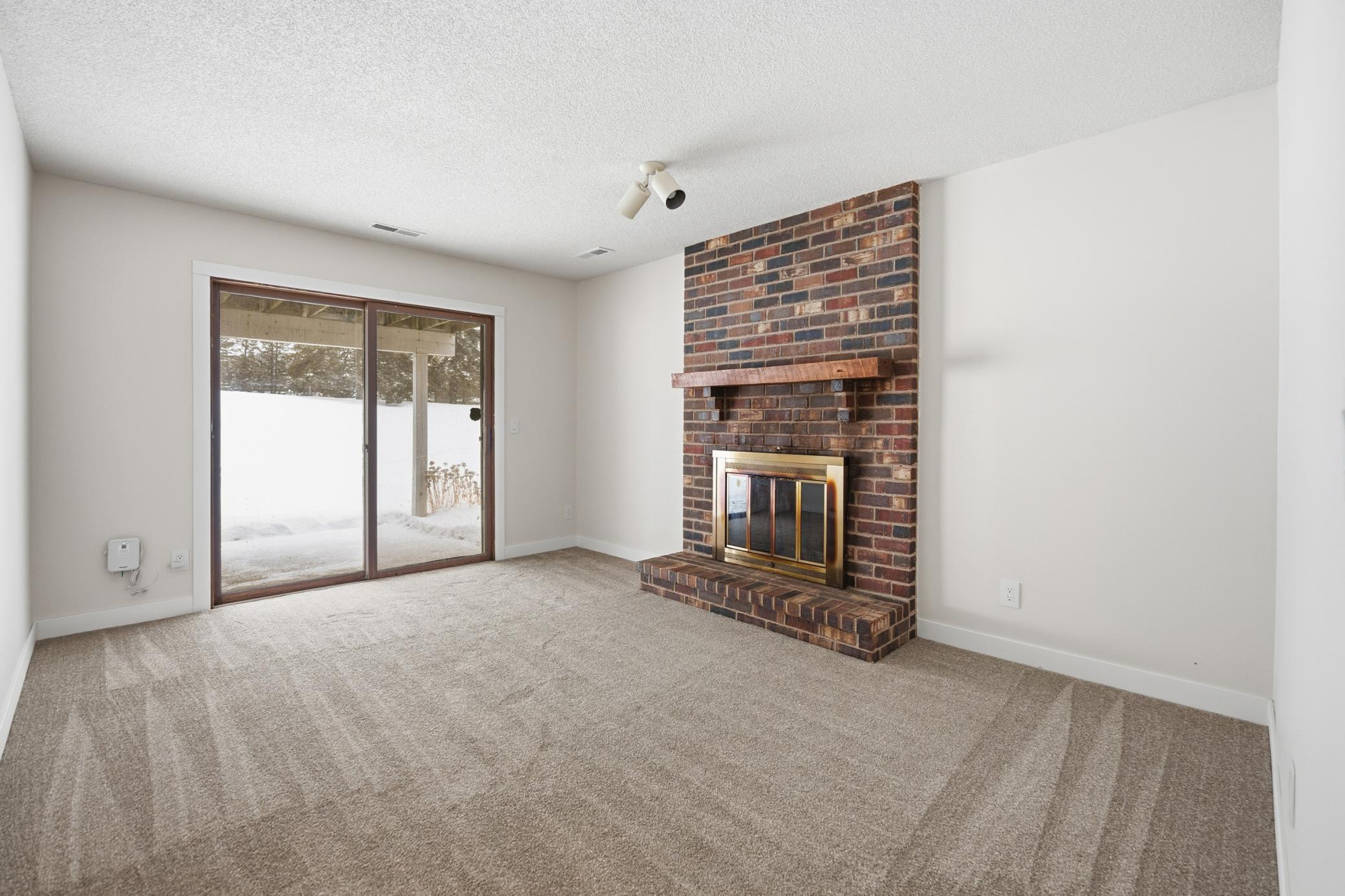 4613 1/2 Penkwe Way Eagan, MN 55122 - Photo 25 of 30