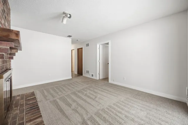 $278,000 | 4613 1/2 Penkwe Way, Eagan, MN 55122