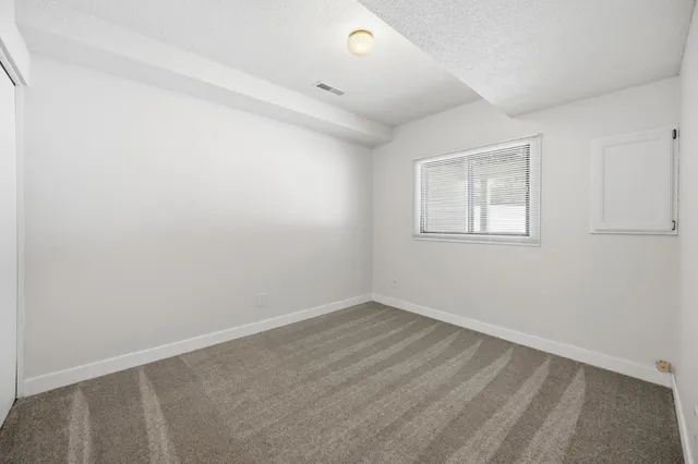 $278,000 | 4613 1/2 Penkwe Way, Eagan, MN 55122