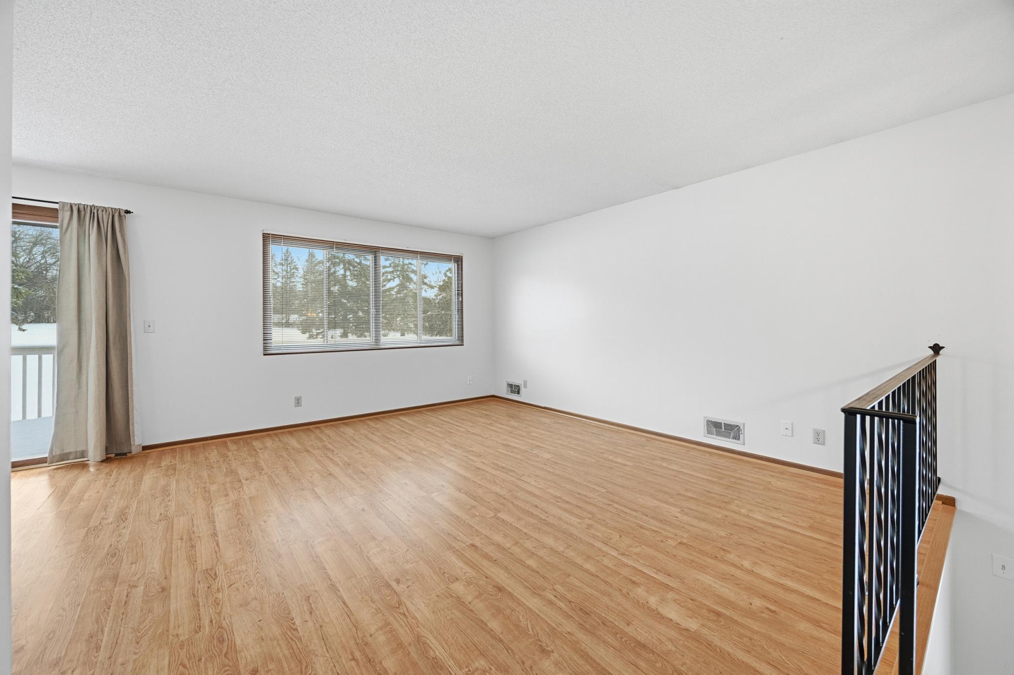 4613 1/2 Penkwe Way Eagan, MN 55122 - Photo 8 of 30